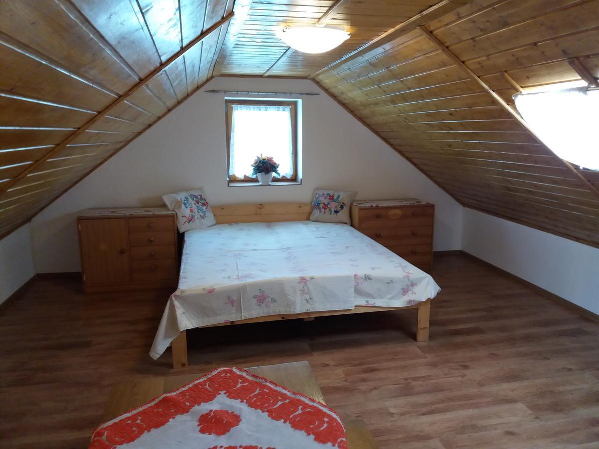 Orbán vendégház Hostal Kovagoors Exterior foto